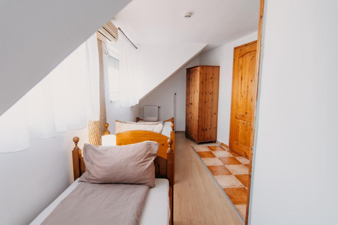 Bed and Breakfast Palma Vendeghaz Szegedin Exterior foto